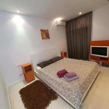 别墅 New 5-bedroom Del Duque